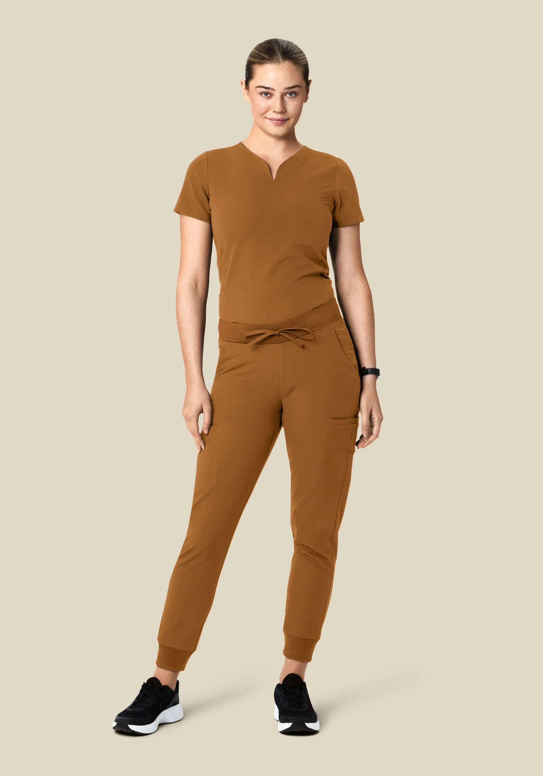 11 Pocket Joggers Camel