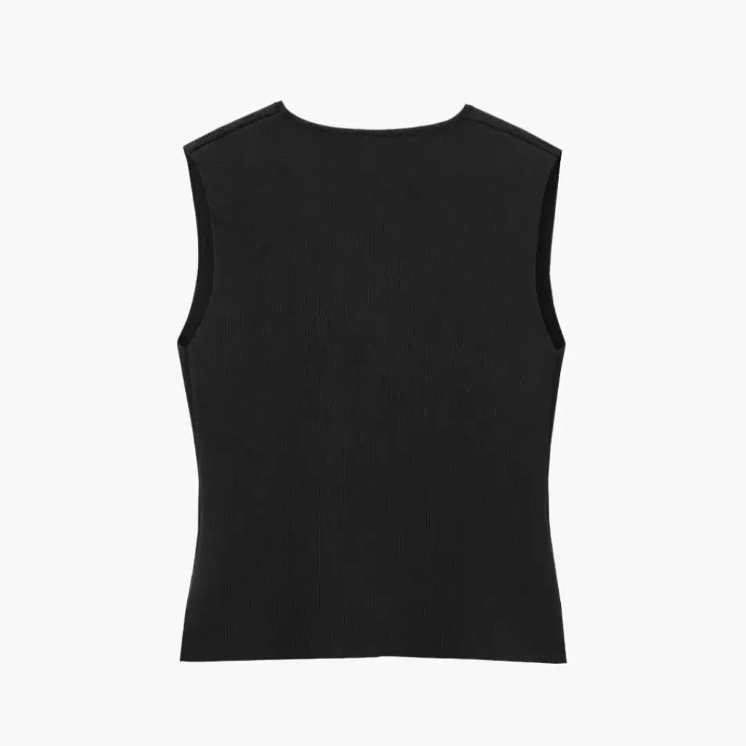 Amadée – V-neck collar – Cropped vest top