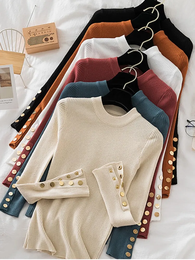 Button detail on sleeve round-neck knit top jumper