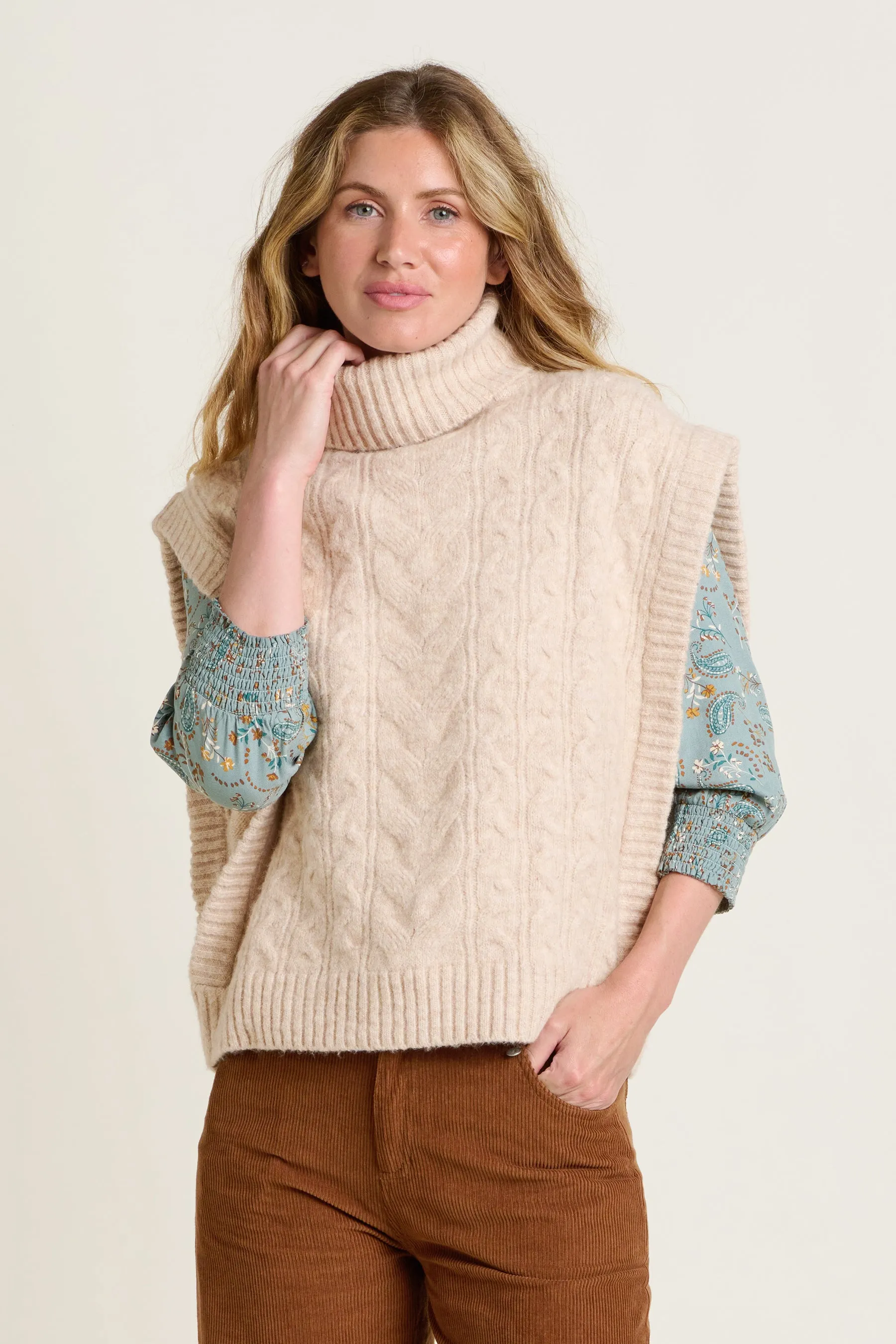 Cable Knitted Vest