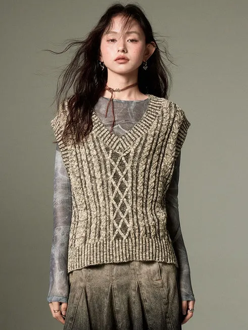 Cable V-neck Knitted Vest