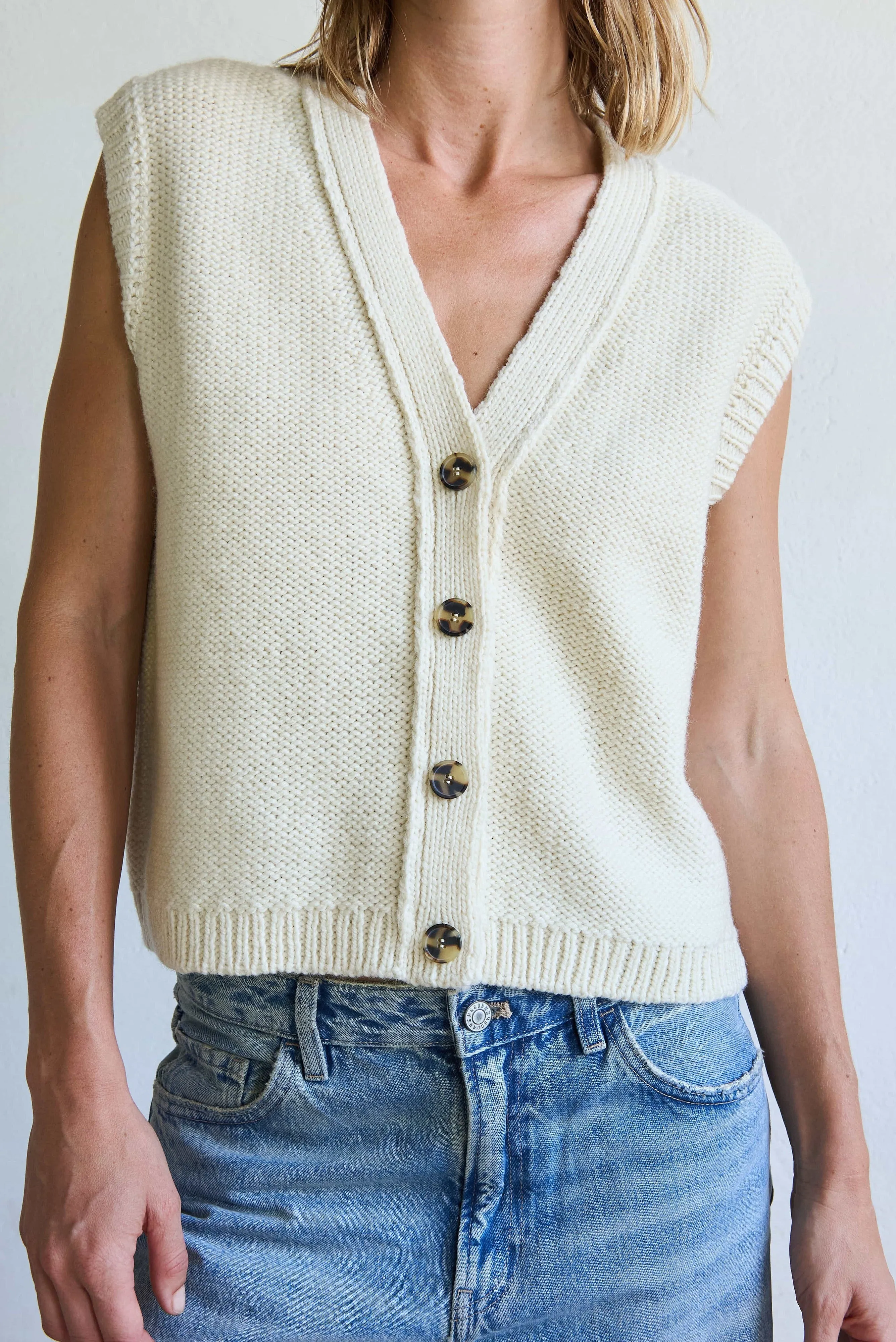 Nana Vest Undyed Ivory