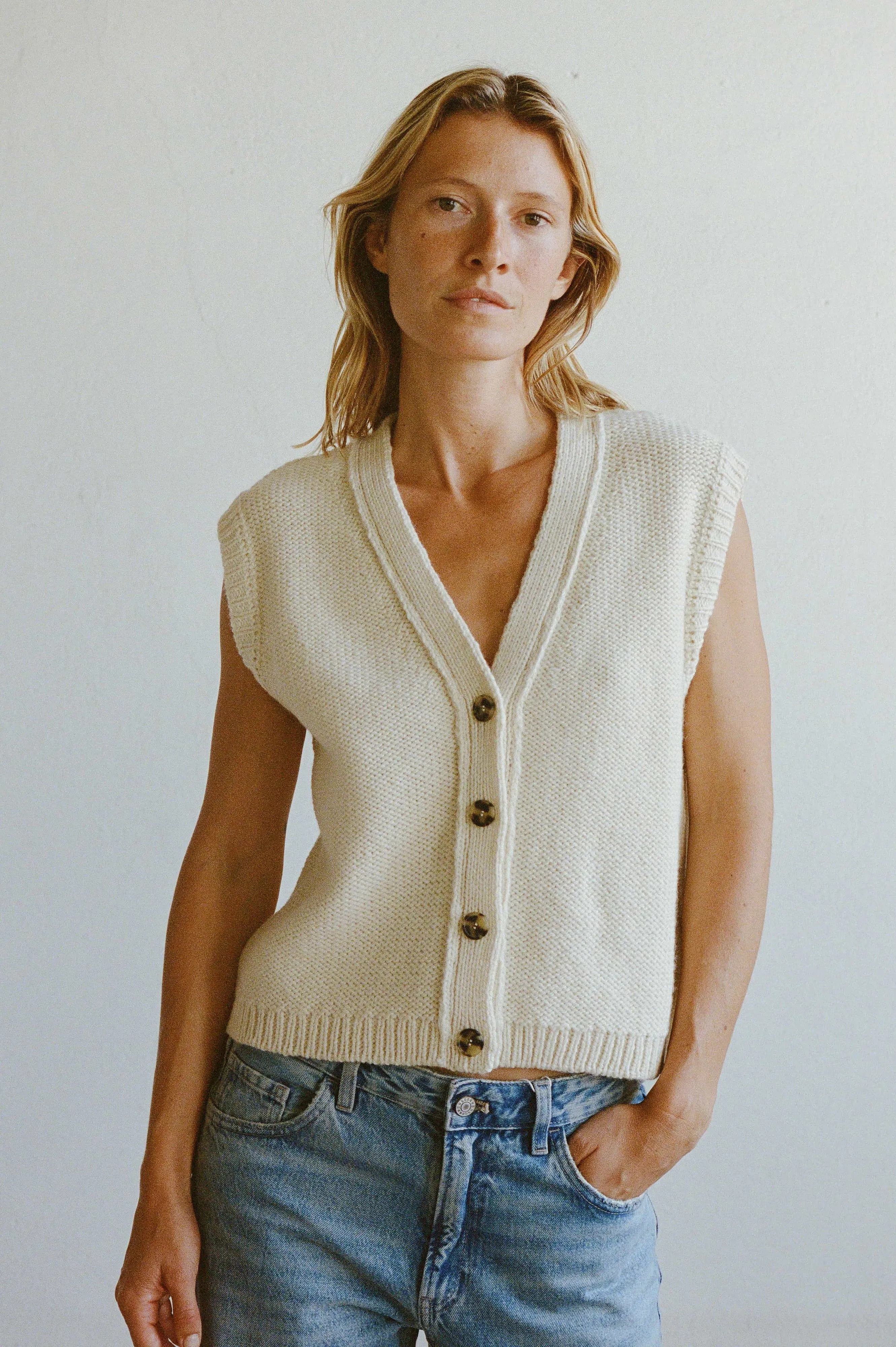 Nana Vest Undyed Ivory