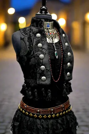 TOREADOR VEST - BLACK TAPESTRY